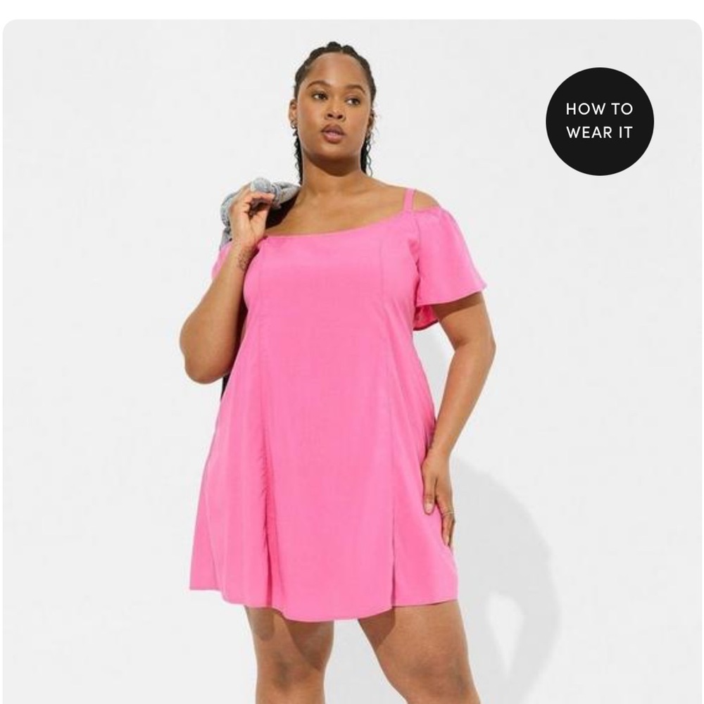 Plus Size 3 Torrid Mini Challis Cold Shoulder Trapeze Dress
